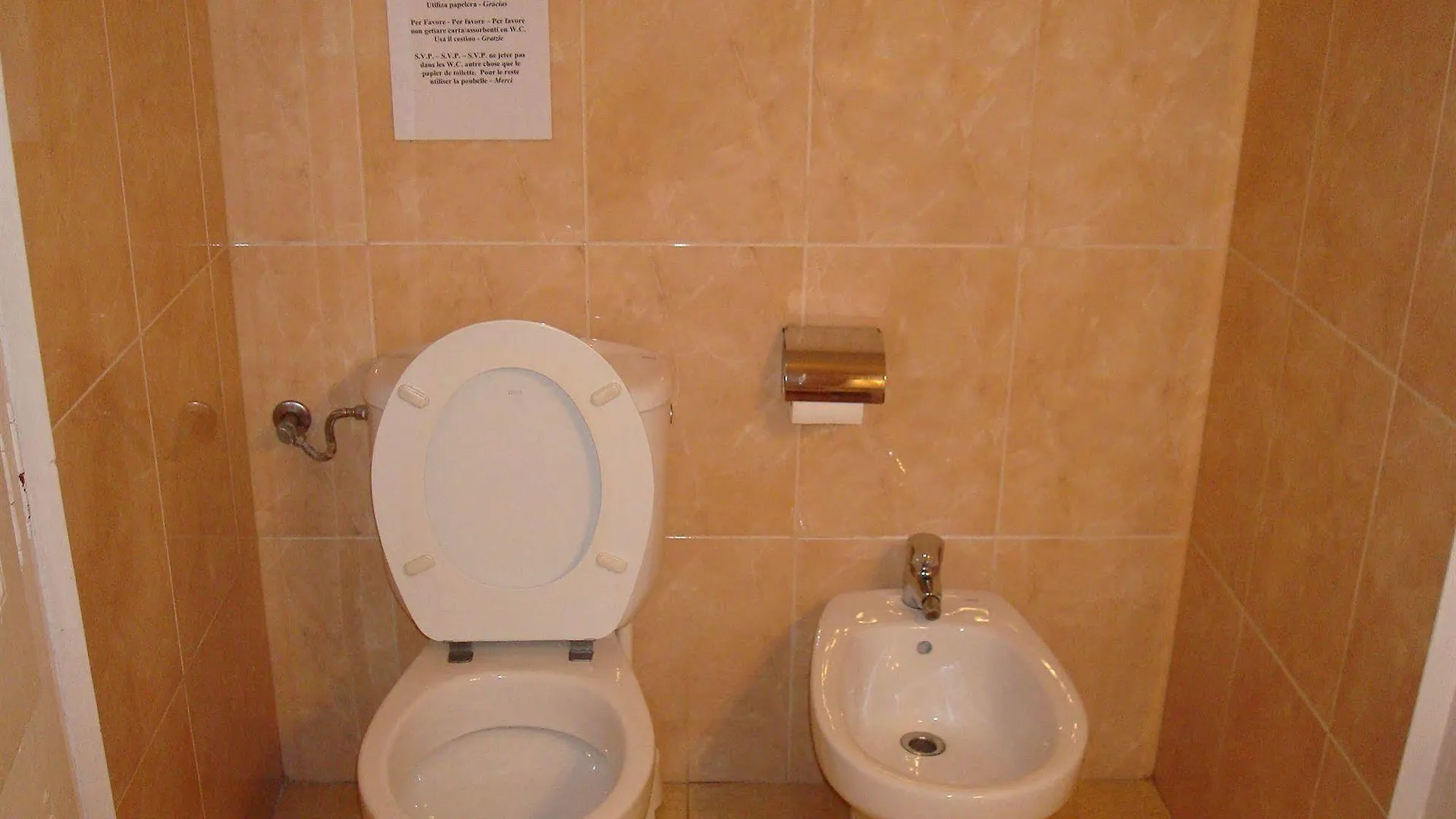 Hostal Rembrandt Barcelona Gasthof